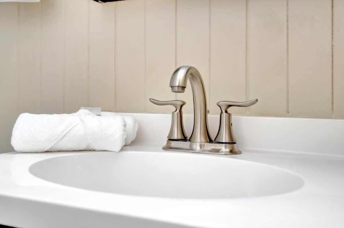 Stones Throw Beachside Bungalow #1 On The Beach Clearwater Beach Εξωτερικό φωτογραφία